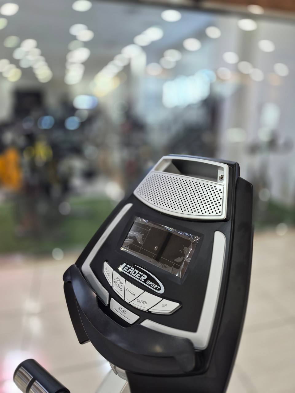 دوچرخه ثابت پشتی دار باشگاهی LEDER SPORT